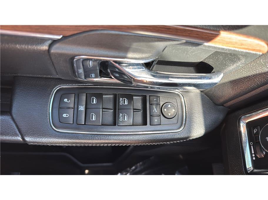 2016 RAM 3500 Laramie