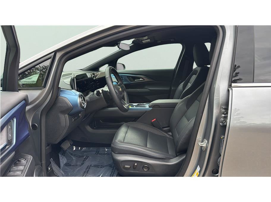 2024 Chevrolet Equinox EV LT