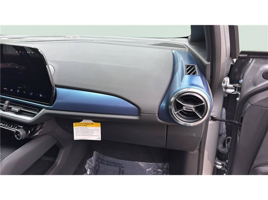2024 Chevrolet Equinox EV LT
