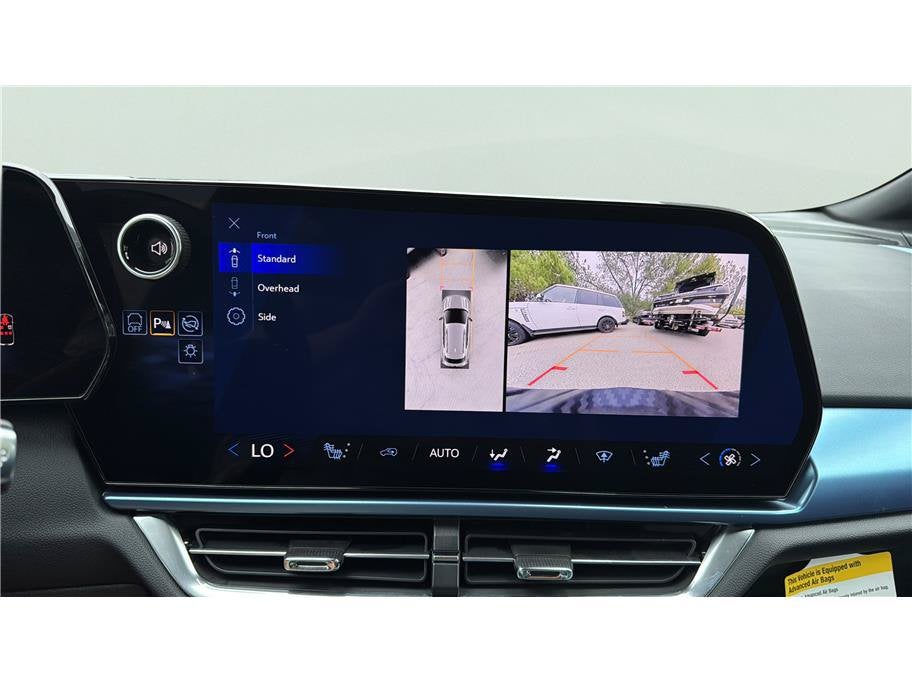 2024 Chevrolet Equinox EV LT