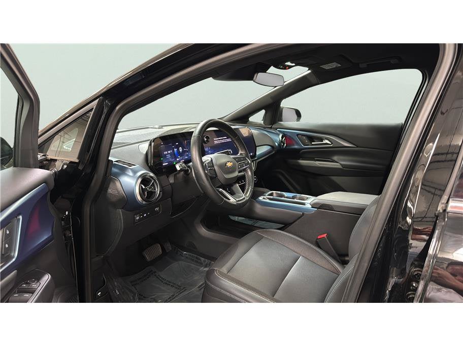 2024 Chevrolet Equinox EV LT
