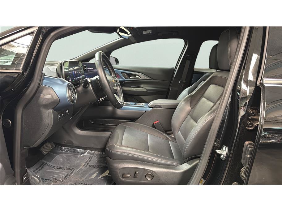 2024 Chevrolet Equinox EV LT