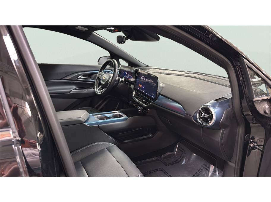 2024 Chevrolet Equinox EV LT