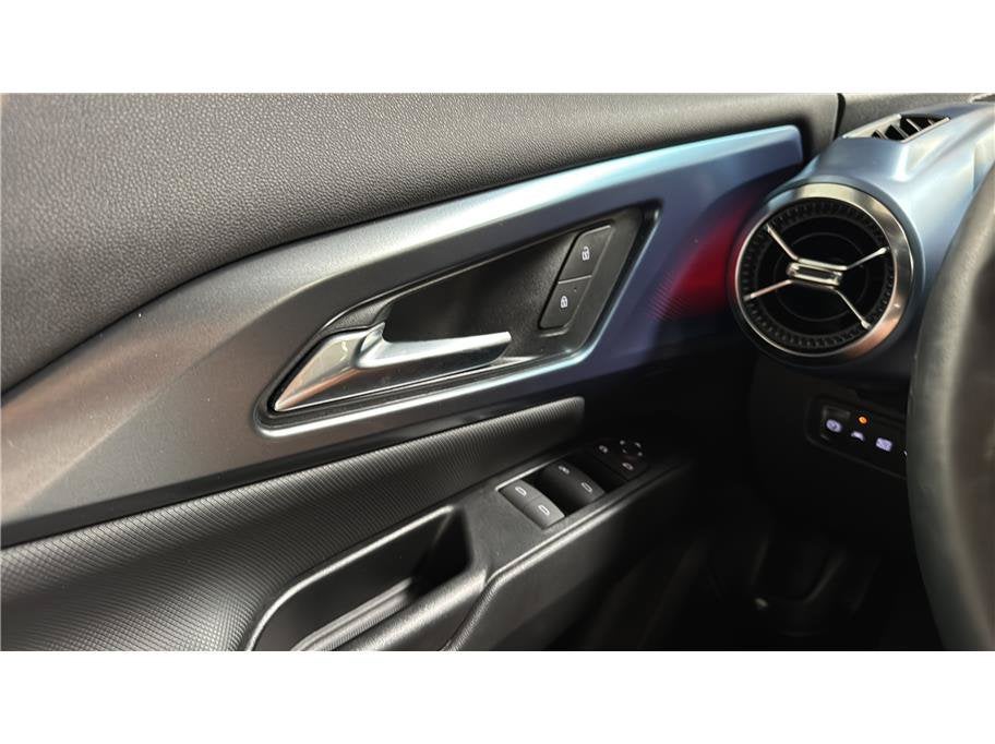 2024 Chevrolet Equinox EV LT