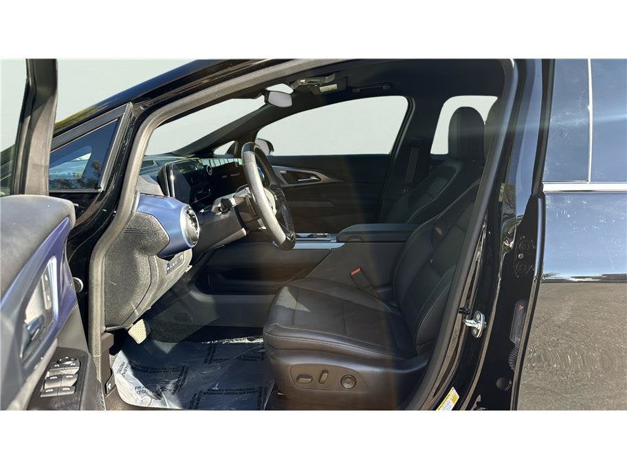 2024 Chevrolet Equinox EV LT