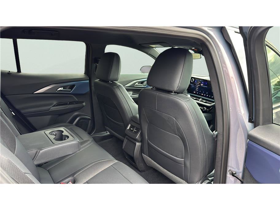 2024 Chevrolet Equinox EV LT