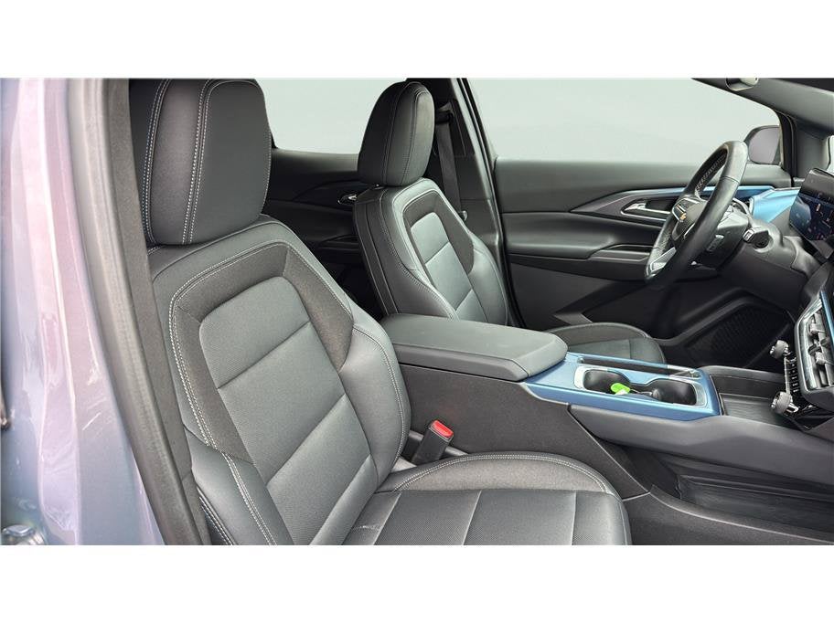 2024 Chevrolet Equinox EV LT