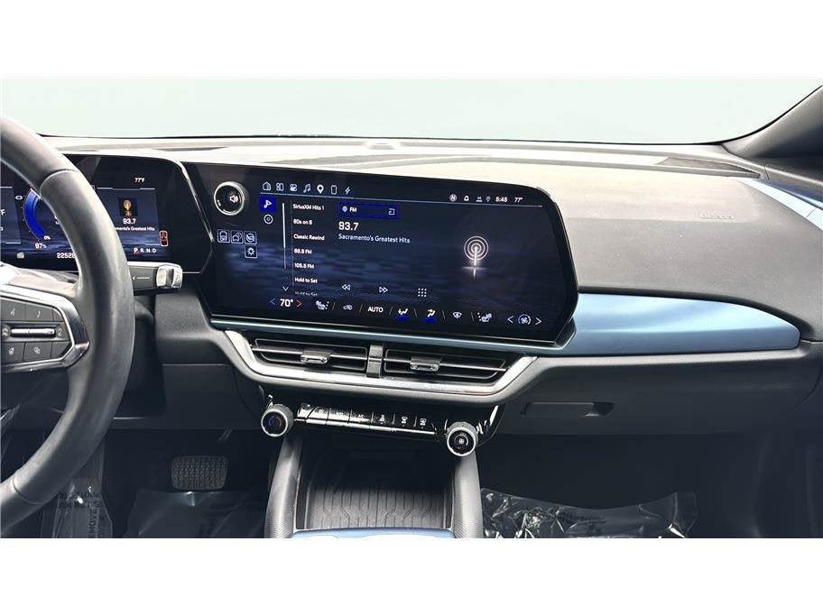 2024 Chevrolet Equinox EV LT