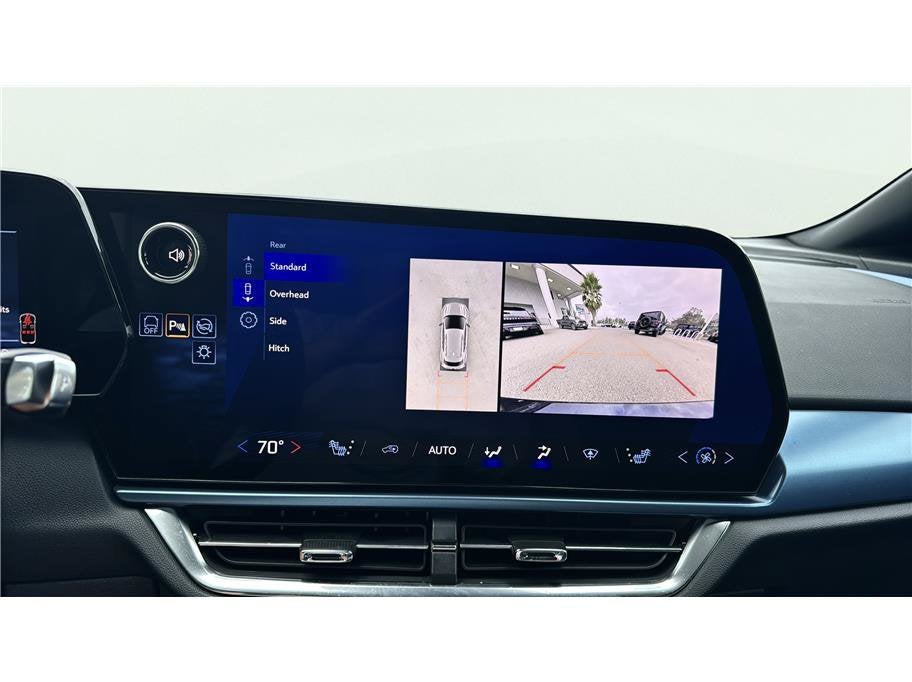 2024 Chevrolet Equinox EV LT