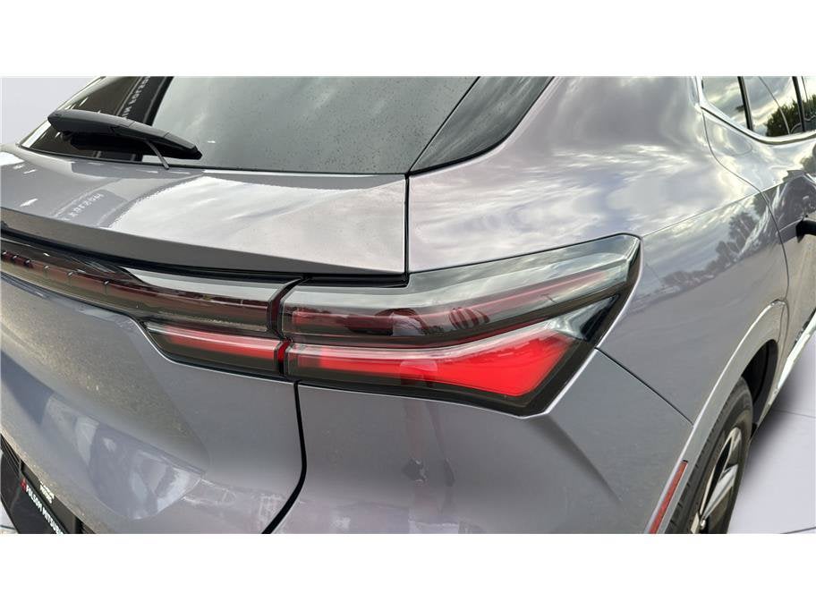 2024 Chevrolet Equinox EV LT