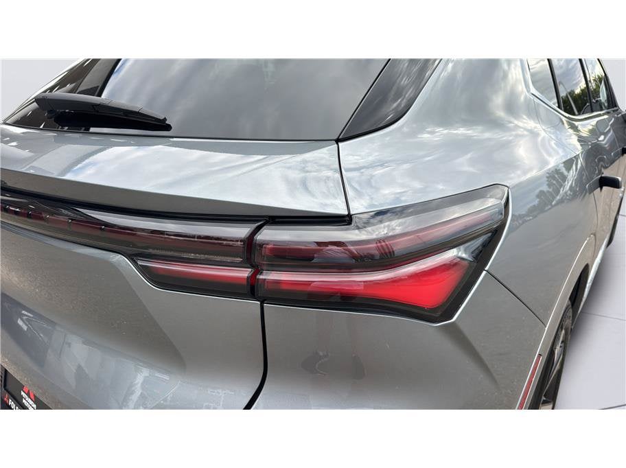 2024 Chevrolet Equinox EV LT