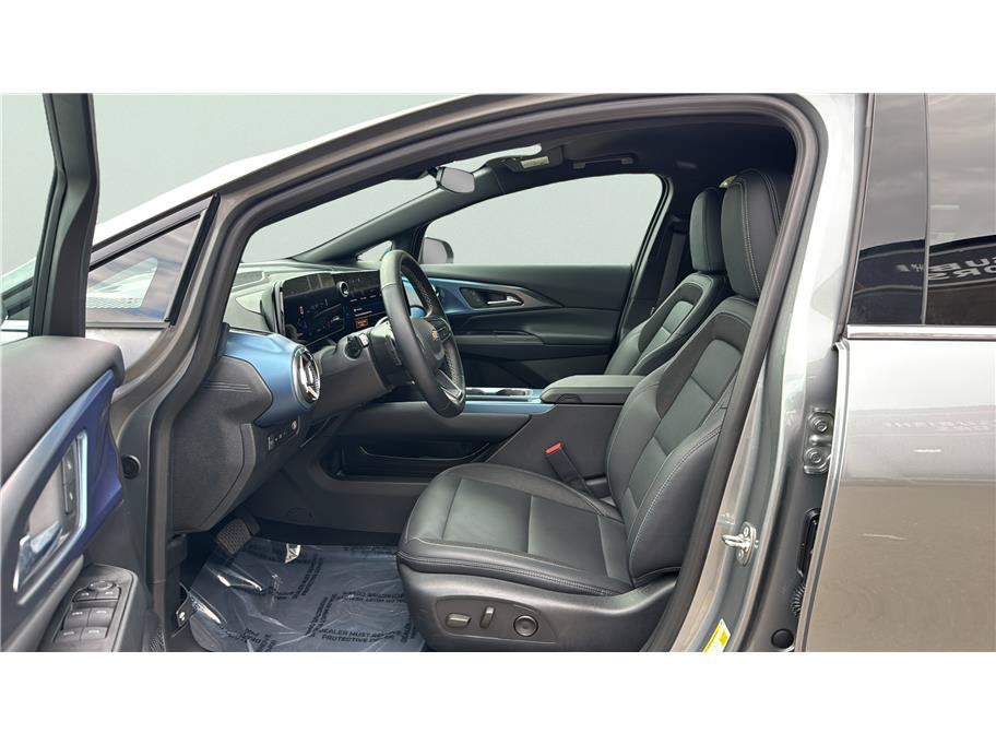 2024 Chevrolet Equinox EV LT