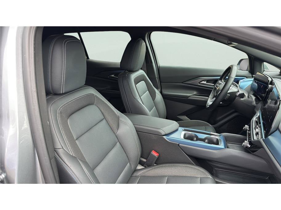 2024 Chevrolet Equinox EV LT