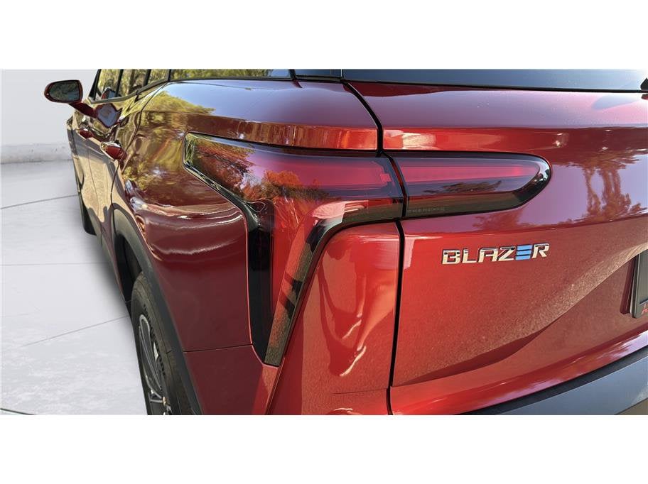 2024 Chevrolet Blazer EV eAWD LT