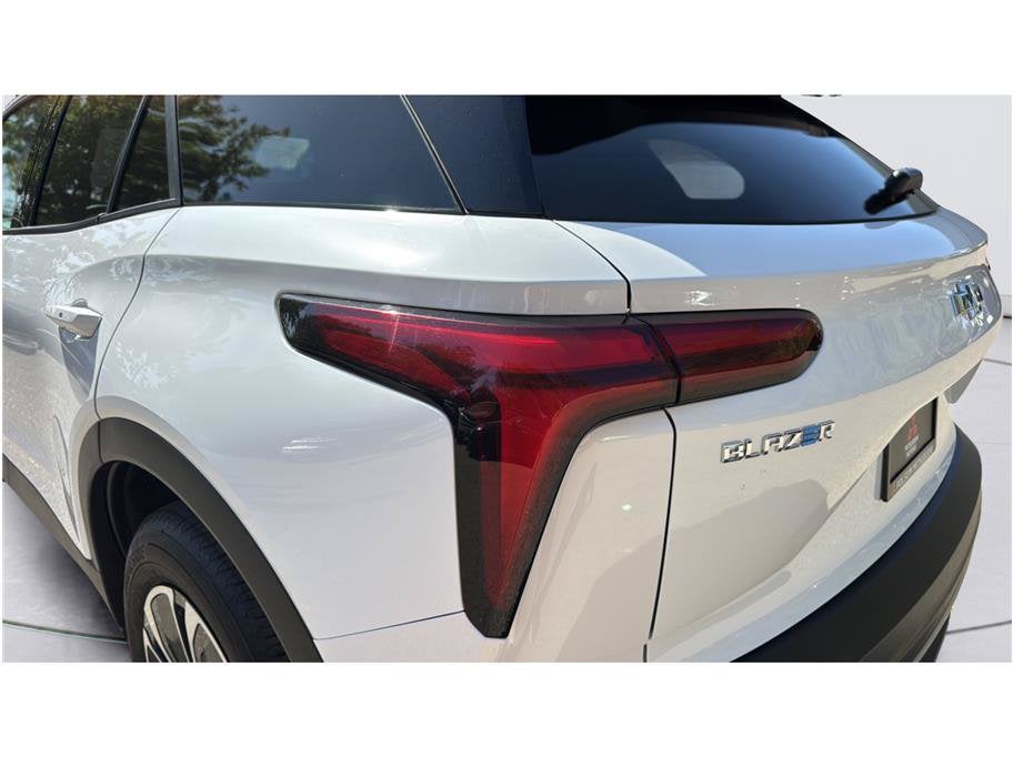 2025 Chevrolet Blazer EV FWD LT