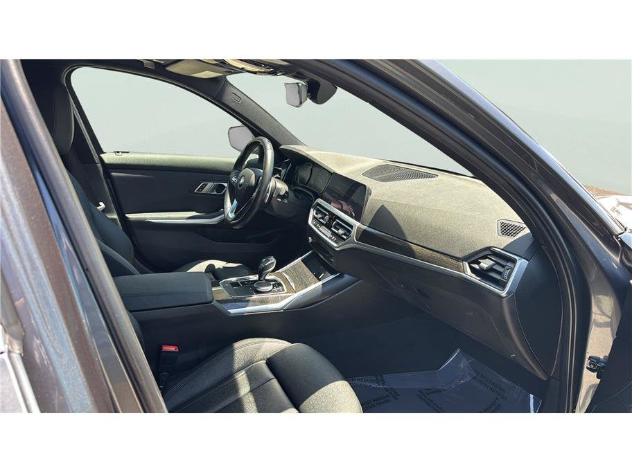 2021 BMW 3 Series 330i