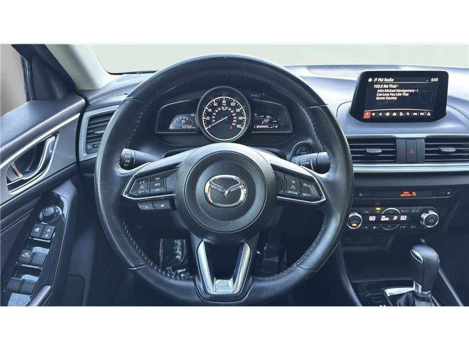 2018 Mazda Mazda3 4-Door Touring