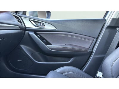 2018 Mazda Mazda3 4-Door Touring