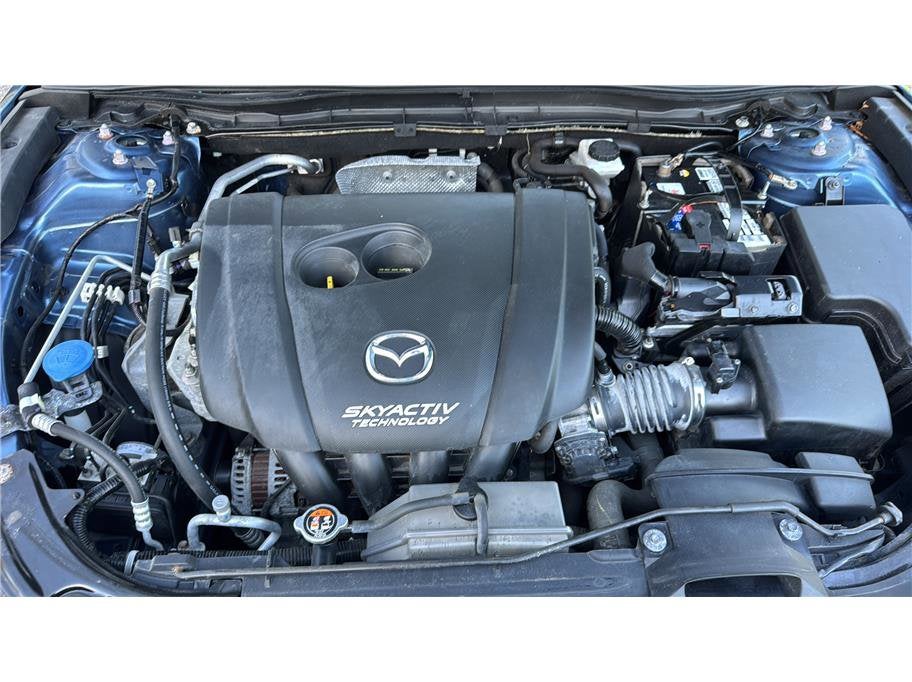 2018 Mazda Mazda3 4-Door Touring