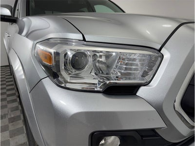 2022 Toyota Tacoma 2WD SR5 Pickup 4D 5 ft