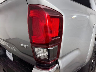 2022 Toyota Tacoma 2WD SR5 Pickup 4D 5 ft
