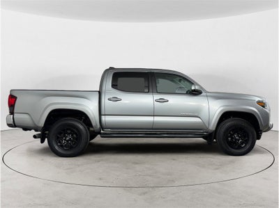 2022 Toyota Tacoma 2WD SR5 Pickup 4D 5 ft