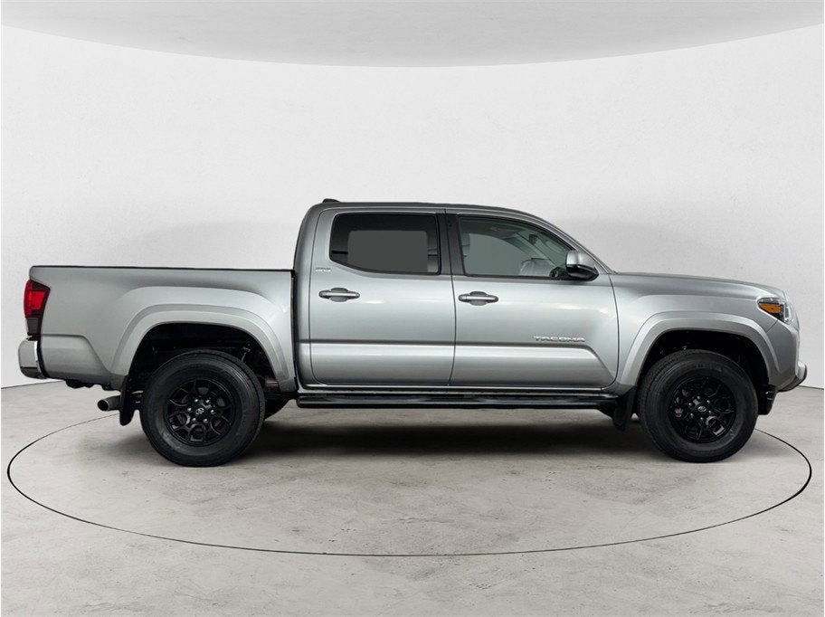 2022 Toyota Tacoma 2WD SR5 Pickup 4D 5 ft
