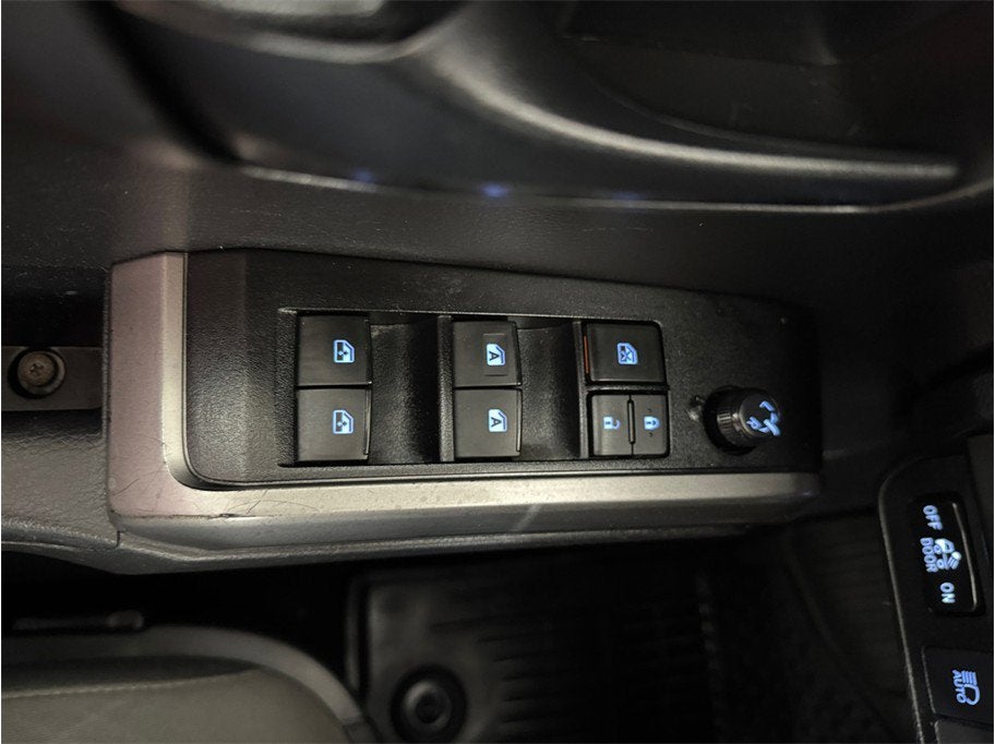 2023 Toyota Tacoma 2WD SR5 Pickup 4D 5 ft