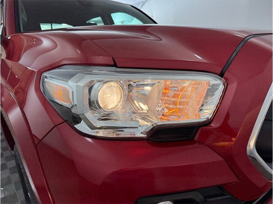 2023 Toyota Tacoma 2WD SR5 Pickup 4D 5 ft