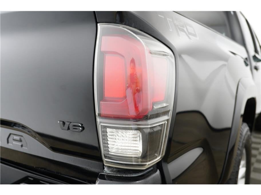 2018 Toyota Tacoma TRD Sport Pickup 4D 5 ft