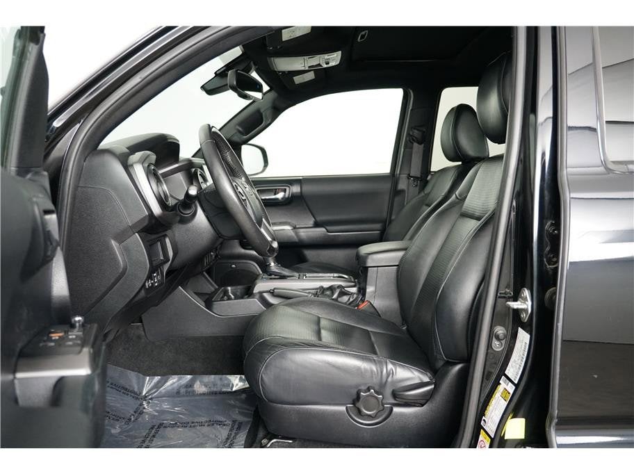 2018 Toyota Tacoma TRD Sport Pickup 4D 5 ft