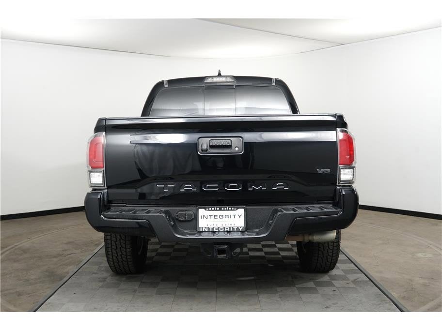 2018 Toyota Tacoma TRD Sport Pickup 4D 5 ft