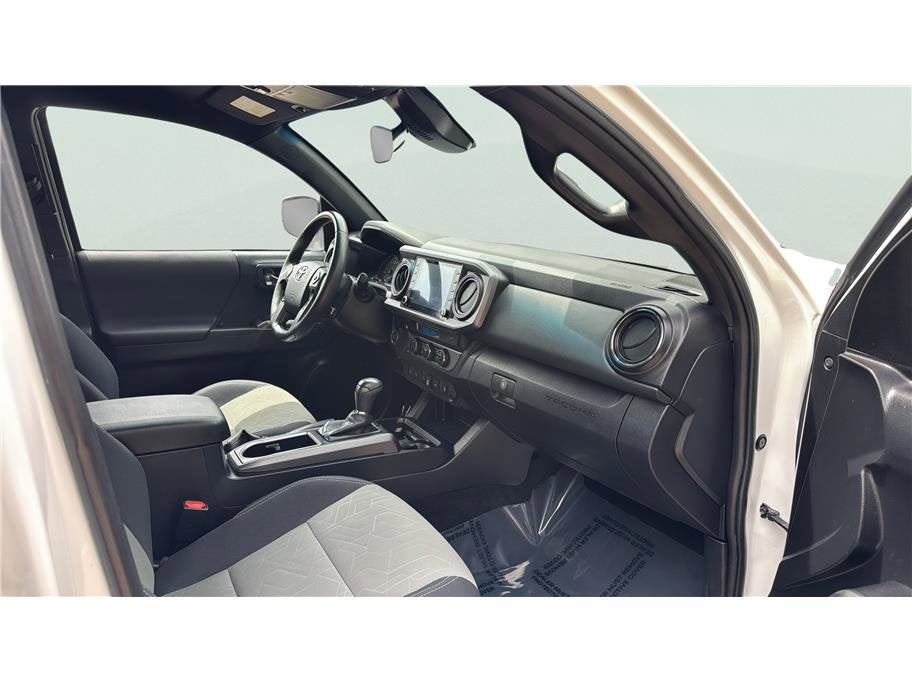 2021 Toyota Tacoma 2WD TRD Sport Pickup 4D 5 ft