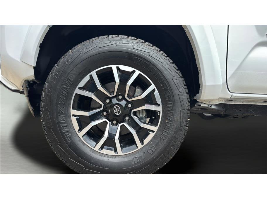 2021 Toyota Tacoma 2WD TRD Sport Pickup 4D 5 ft