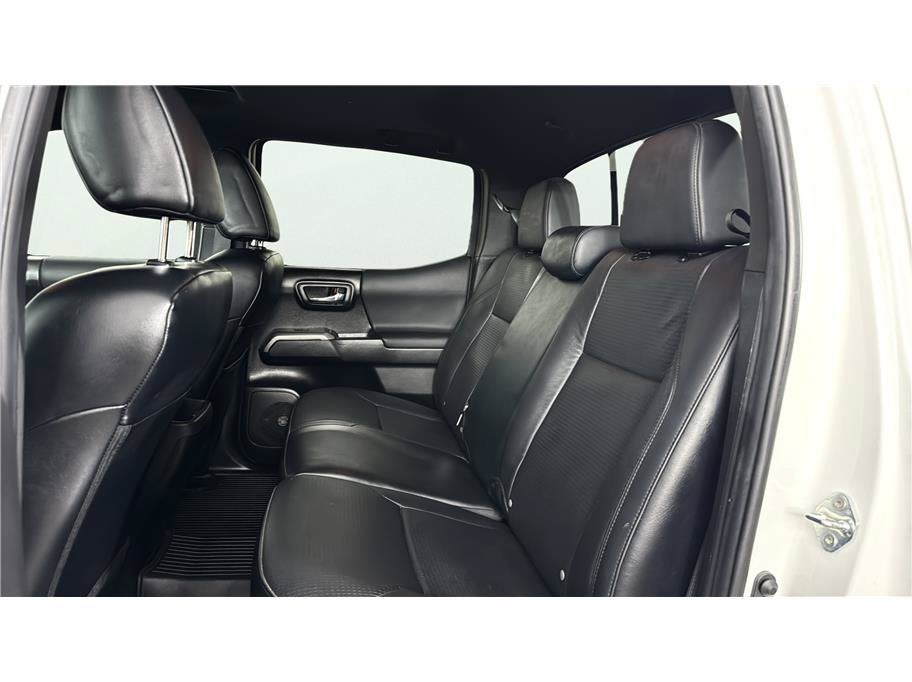 2023 Toyota Tacoma 4WD TRD Sport Pickup 4D 6 ft