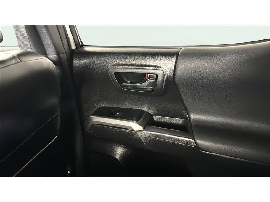 2023 Toyota Tacoma 4WD TRD Sport Pickup 4D 6 ft