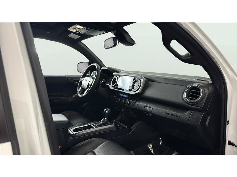 2023 Toyota Tacoma 4WD TRD Sport Pickup 4D 6 ft