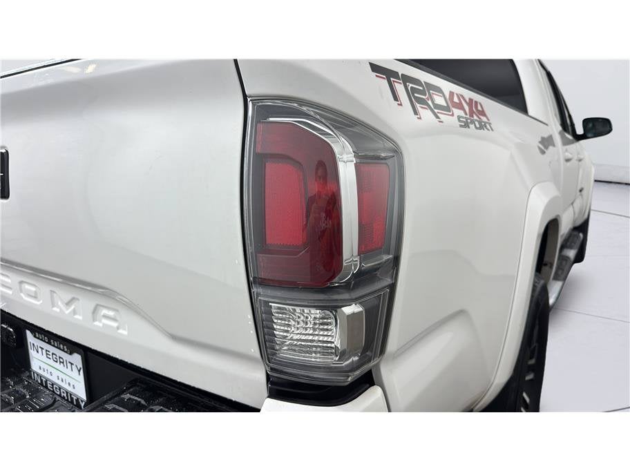 2023 Toyota Tacoma 4WD TRD Sport Pickup 4D 6 ft