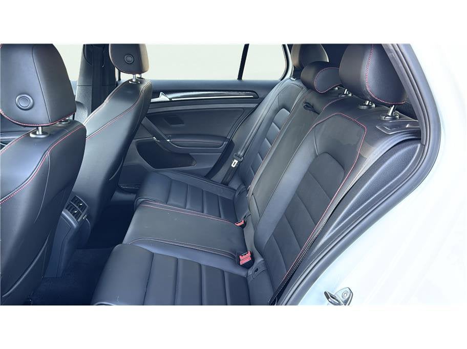 2016 Volkswagen Golf GTI SE Hatchback Sedan 4D