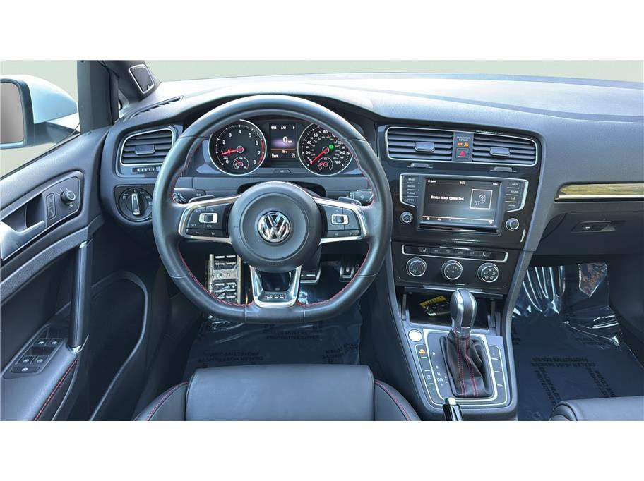 2016 Volkswagen Golf GTI SE Hatchback Sedan 4D