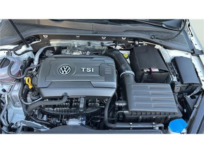 2016 Volkswagen Golf GTI SE Hatchback Sedan 4D
