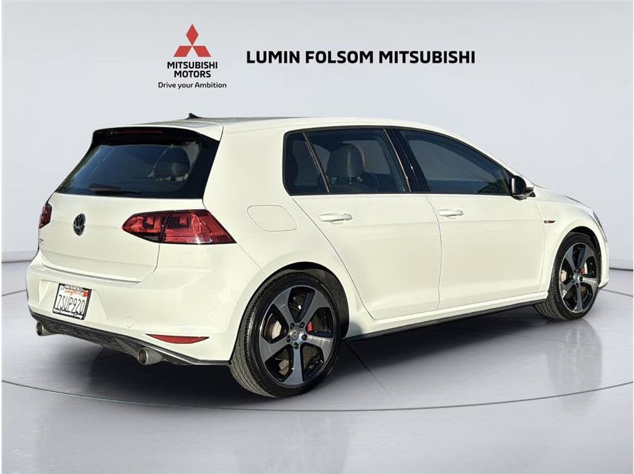 2016 Volkswagen Golf GTI SE Hatchback Sedan 4D