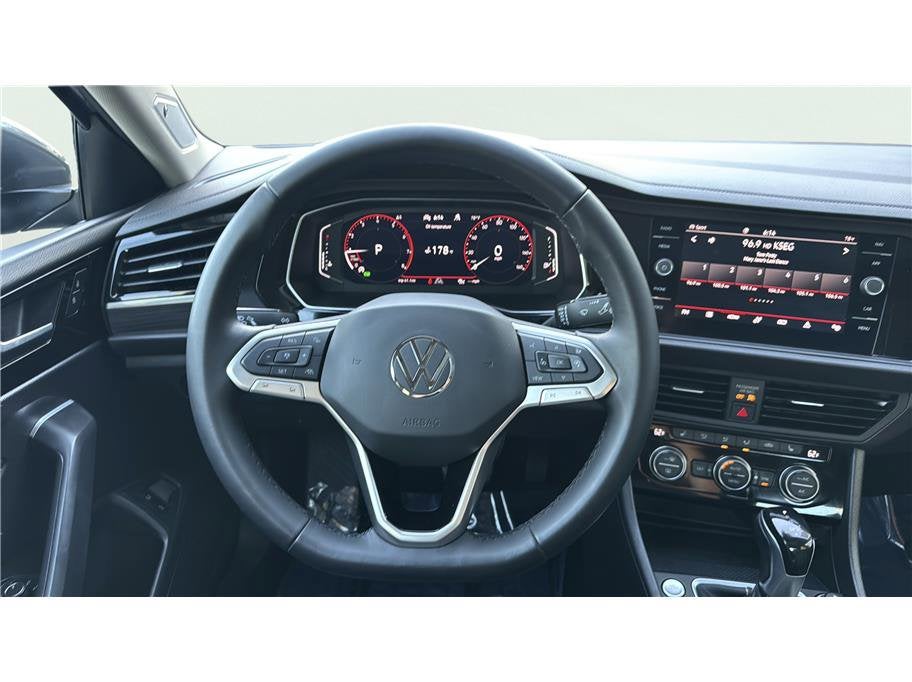 2022 Volkswagen Jetta SEL