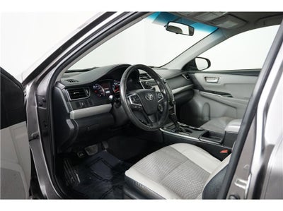 2015 Toyota Camry SE Sedan 4D