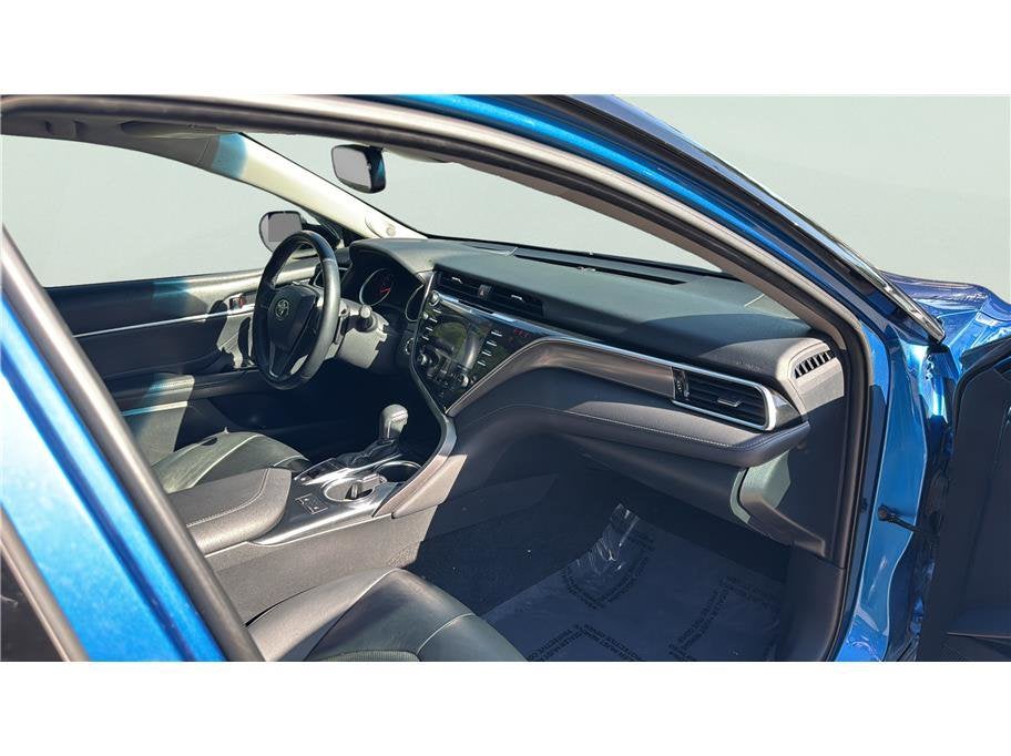 2018 Toyota Camry XSE Sedan 4D