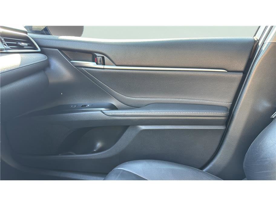 2018 Toyota Camry XSE Sedan 4D