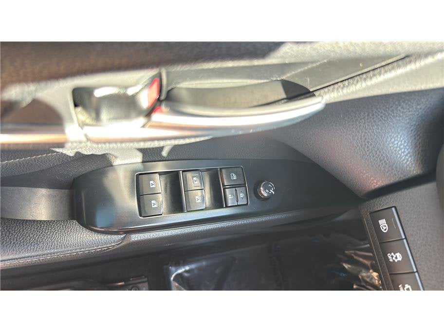 2018 Toyota Camry XSE Sedan 4D