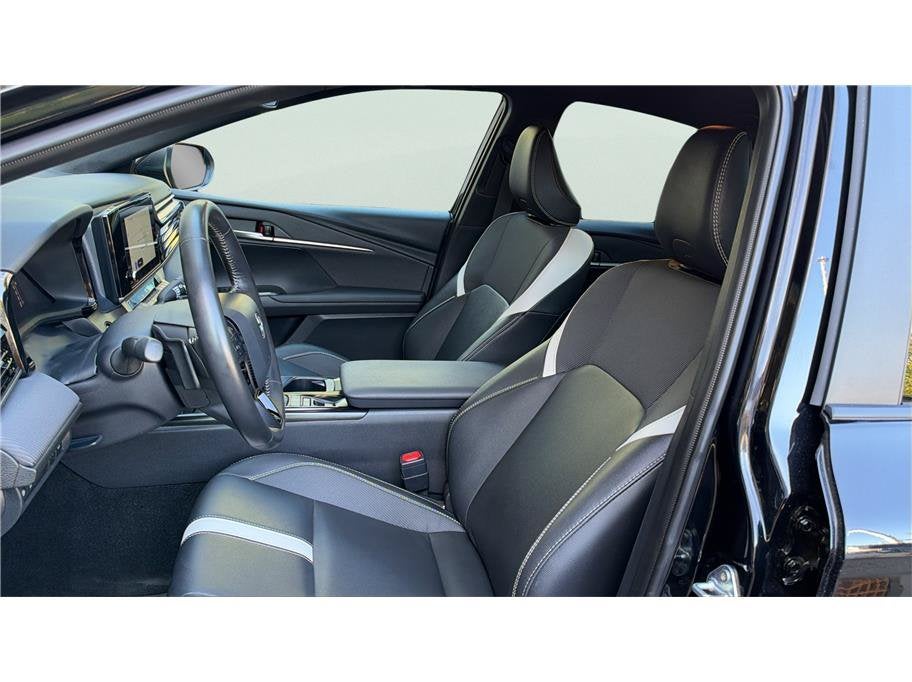 2026 Toyota Camry SE Sedan 4D