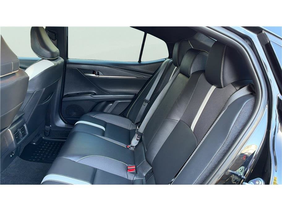 2026 Toyota Camry SE Sedan 4D