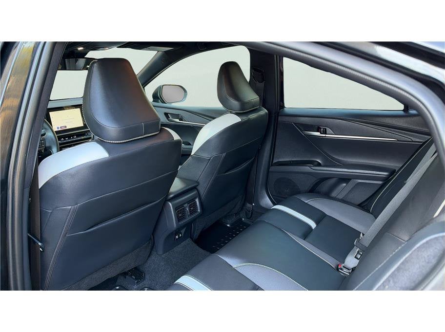 2026 Toyota Camry SE Sedan 4D